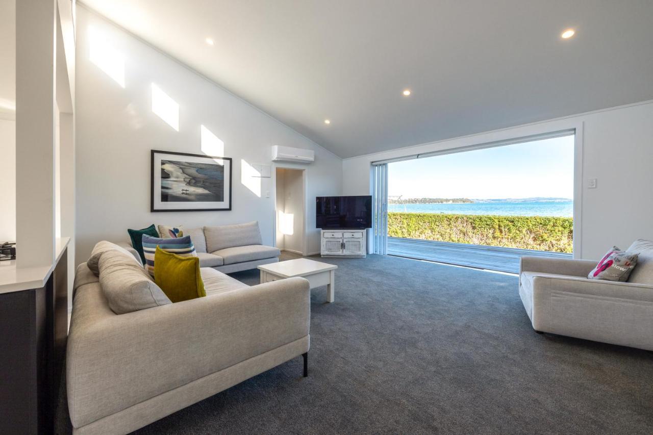 Driftwood Beach House With Spa Pool - Absolute Beachfront! Blackpool Eksteriør bilde