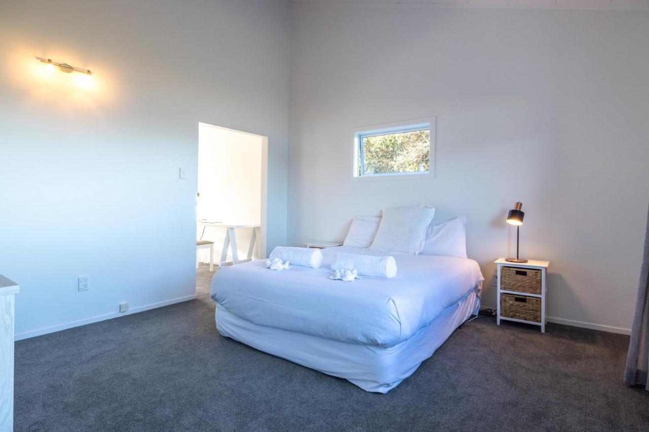 Driftwood Beach House With Spa Pool - Absolute Beachfront! Blackpool Eksteriør bilde